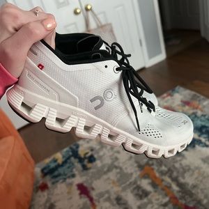 On Cloud Women’s Shoes